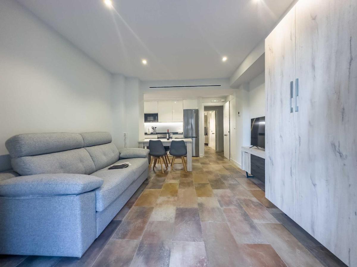 Apartamentos Dr28 A 250 M De La Playa Fuengirola Bagian luar foto