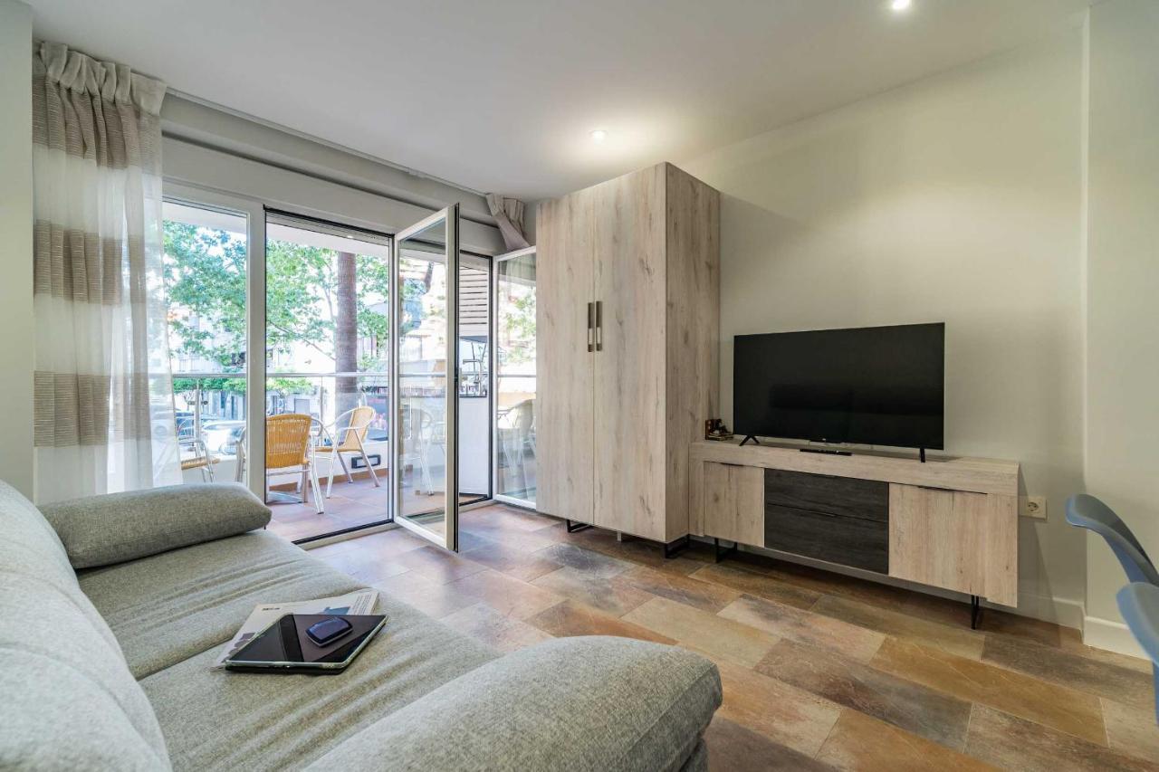 Apartamentos Dr28 A 250 M De La Playa Fuengirola Bagian luar foto