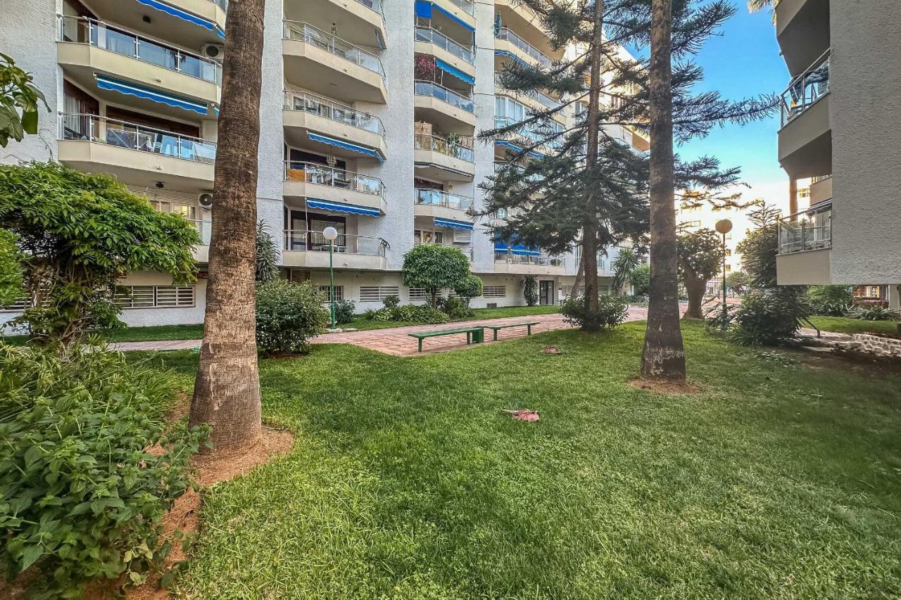 Apartamentos Dr28 A 250 M De La Playa Fuengirola Bagian luar foto