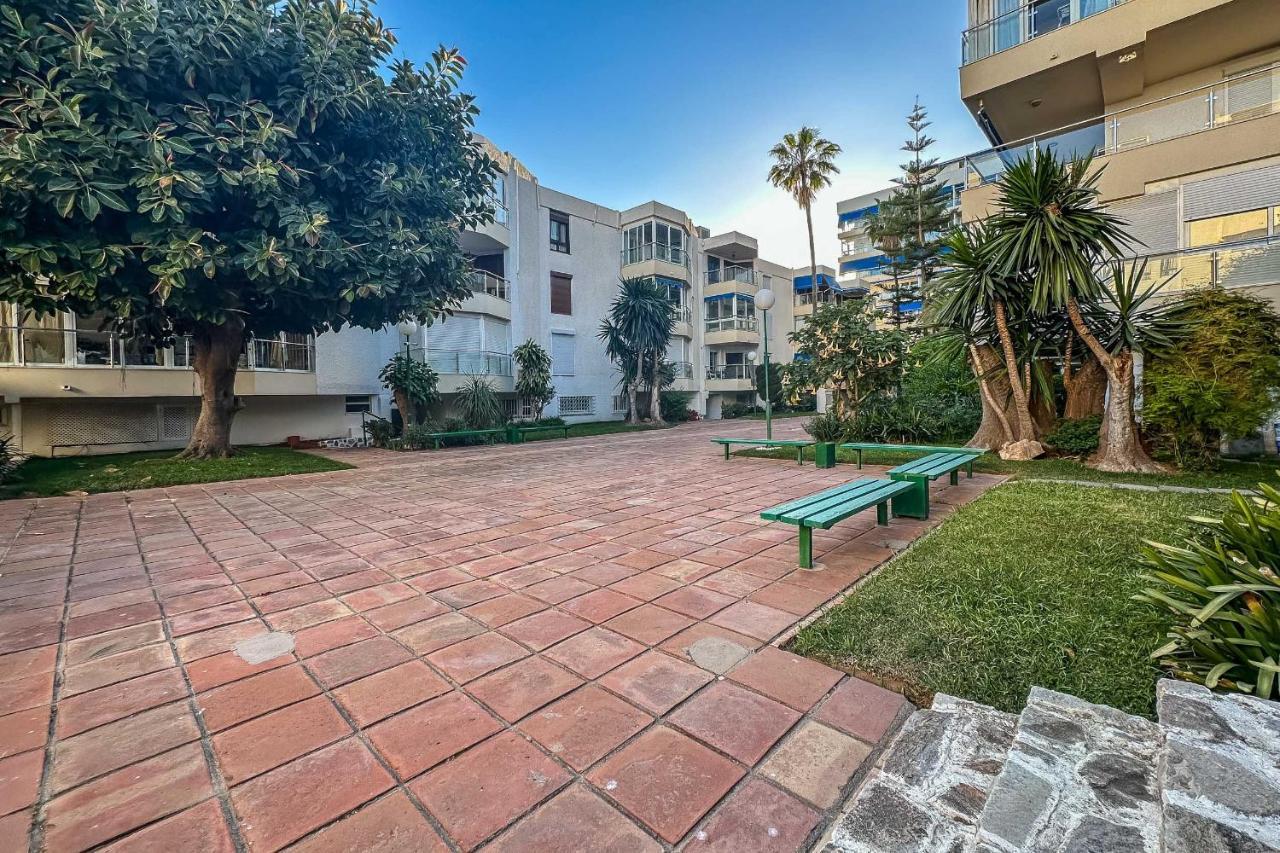 Apartamentos Dr28 A 250 M De La Playa Fuengirola Bagian luar foto