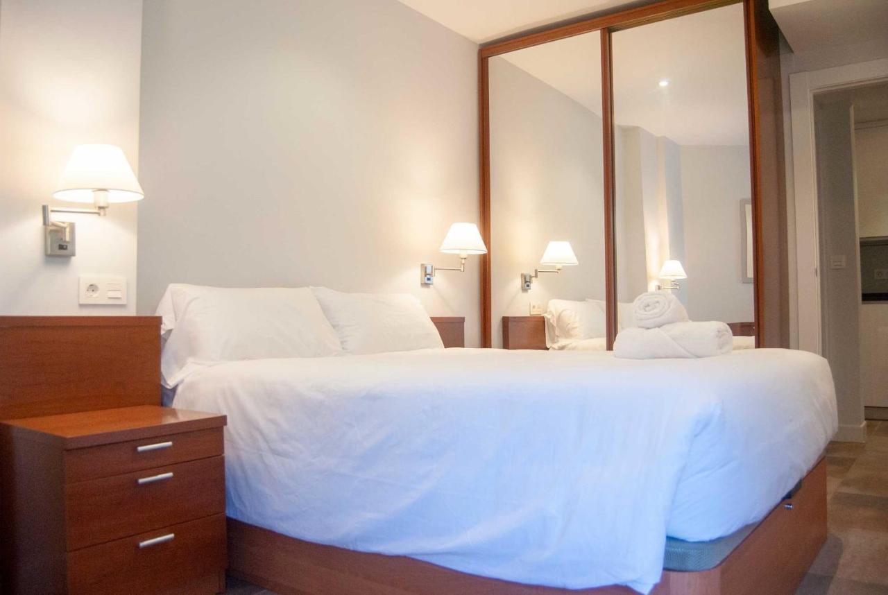 Apartamentos Dr28 A 250 M De La Playa Fuengirola Bagian luar foto